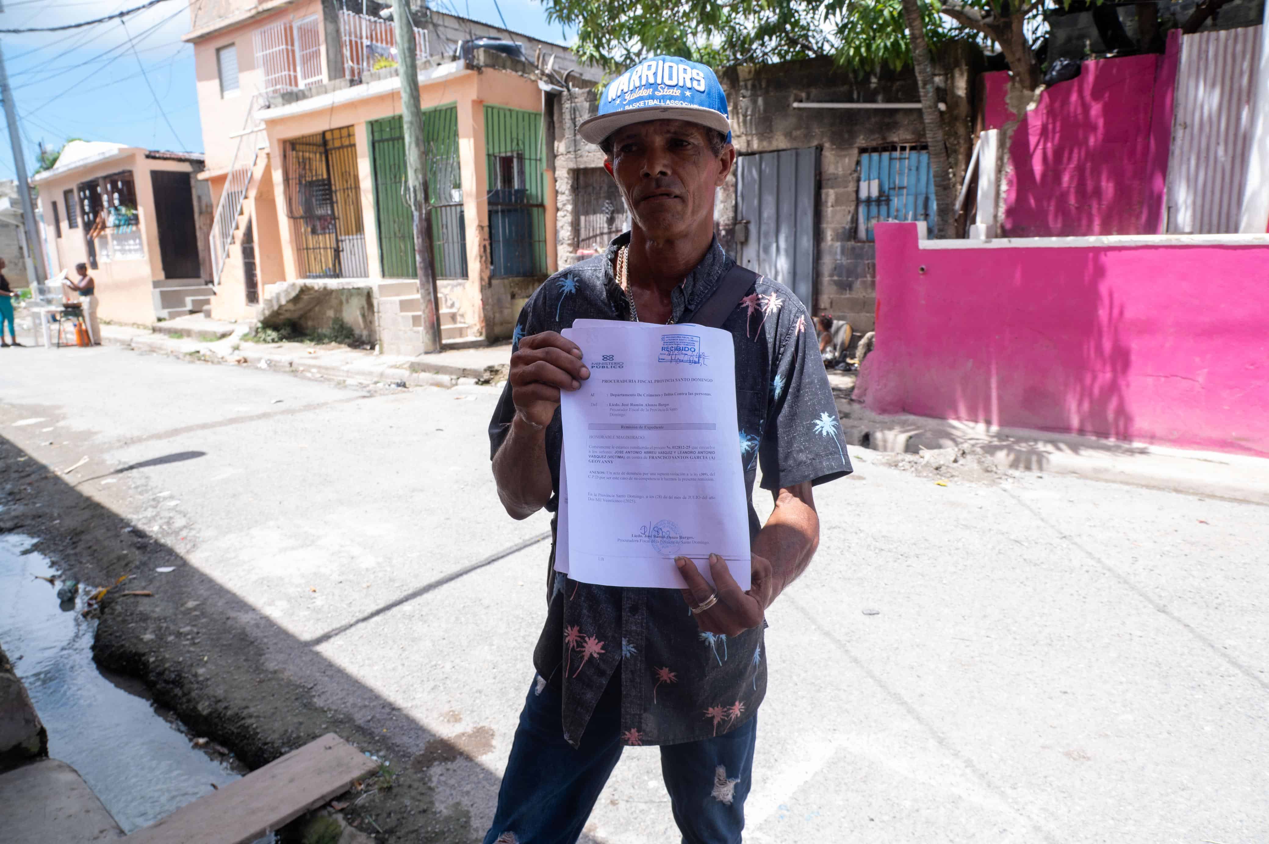 Golpeado brutalmente por rechazar relación de vecino con su hija menor de edad; agresor está libre Golpeado brutalmente por rechazar relación de vecino con su hija menor de edad; agresor está libre