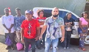 Obras Públicas cancela a empleado detenido por transportar haitianos indocumentados