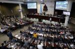 Violento incidente en Parlamento de Honduras deja un herido y varios diputados golpeados Violento incidente en Parlamento de Honduras deja un herido y varios diputados golpeados