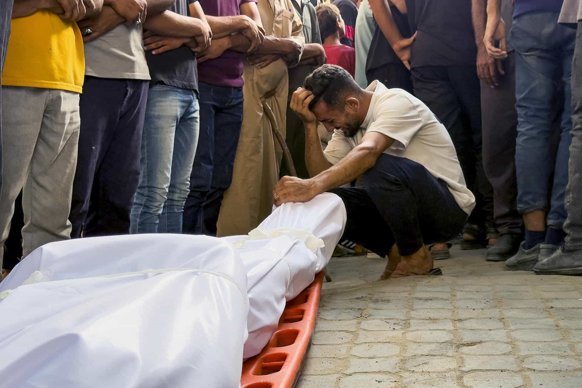 Israel mató a un centenar de personas el miércoles en ataques contra la Franja de Gaza
