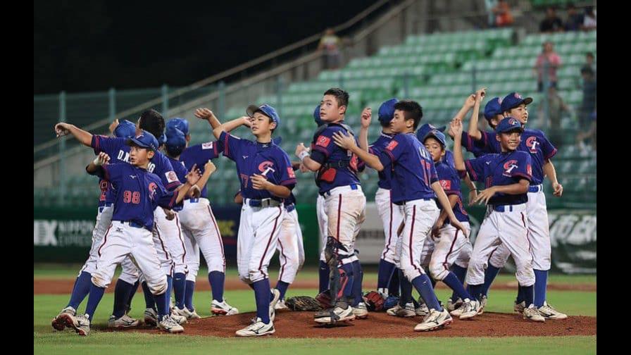Con un rally de siete carreras en el tercer inning, China-Taipei venció a RD Con un rally de siete carreras en el tercer inning, China-Taipei venció a RD