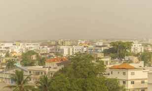 Polvo del Sahara mantendr&aacute; ambiente caluroso y cielo gris&aacute;ceo durante gran parte de la semana