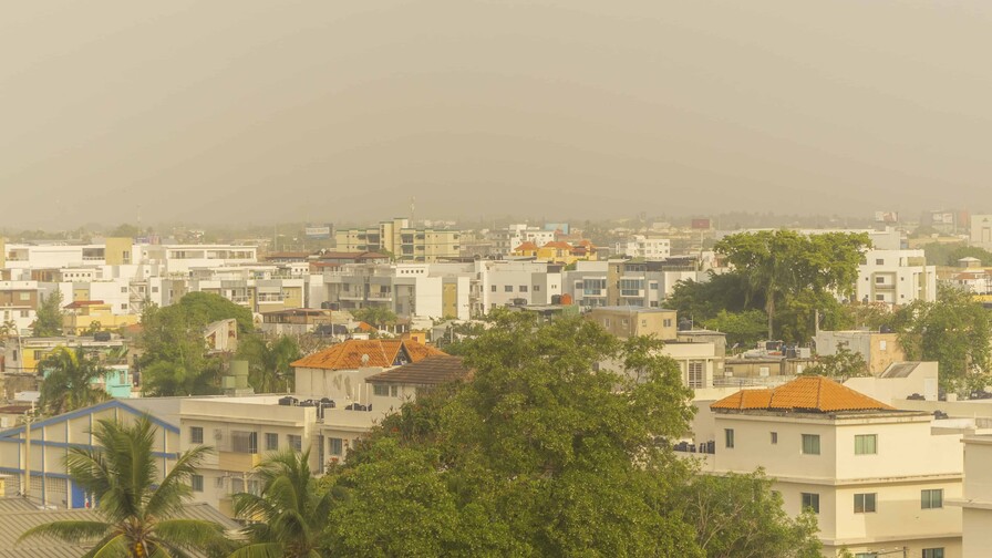 Polvo del Sahara mantendrá ambiente caluroso y cielo grisáceo durante gran parte de la semana Polvo del Sahara mantendrá ambiente caluroso y cielo grisáceo durante gran parte de la semana