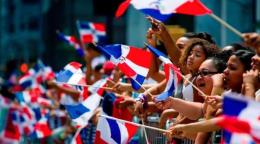 Caos, basura y violencia empa&ntilde;an celebraci&oacute;n del orgullo dominicano en el Alto Manhattan