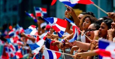 Caos, basura y violencia empa&ntilde;an celebraci&oacute;n del orgullo dominicano en el Alto Manhattan