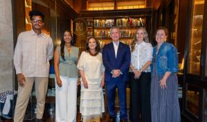 Casa Mella-Russo y Seguros SURA firman acuerdo de cooperación a favor de educación cultural en RD Casa Mella-Russo y Seguros SURA firman acuerdo de cooperación a favor de educación cultural en RD