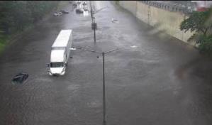 Torrenciales lluvias inundan zonas de Nueva York