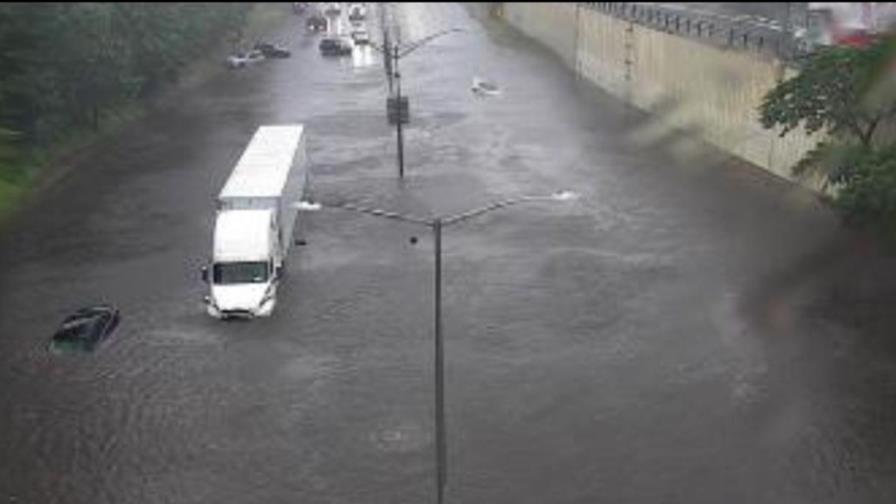 Torrenciales lluvias inundan zonas de Nueva York