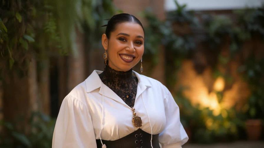 Merlis Camilo plasma su redescubrimiento personal y artístico en “Ego y amor”