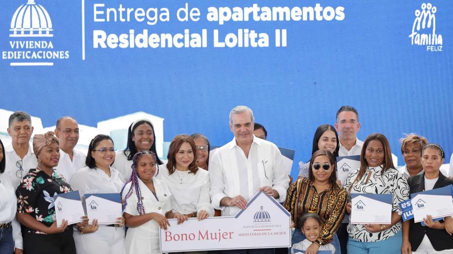 El Gobierno entrega residencial en Santo Domingo Oeste El Gobierno entrega residencial en Santo Domingo Oeste