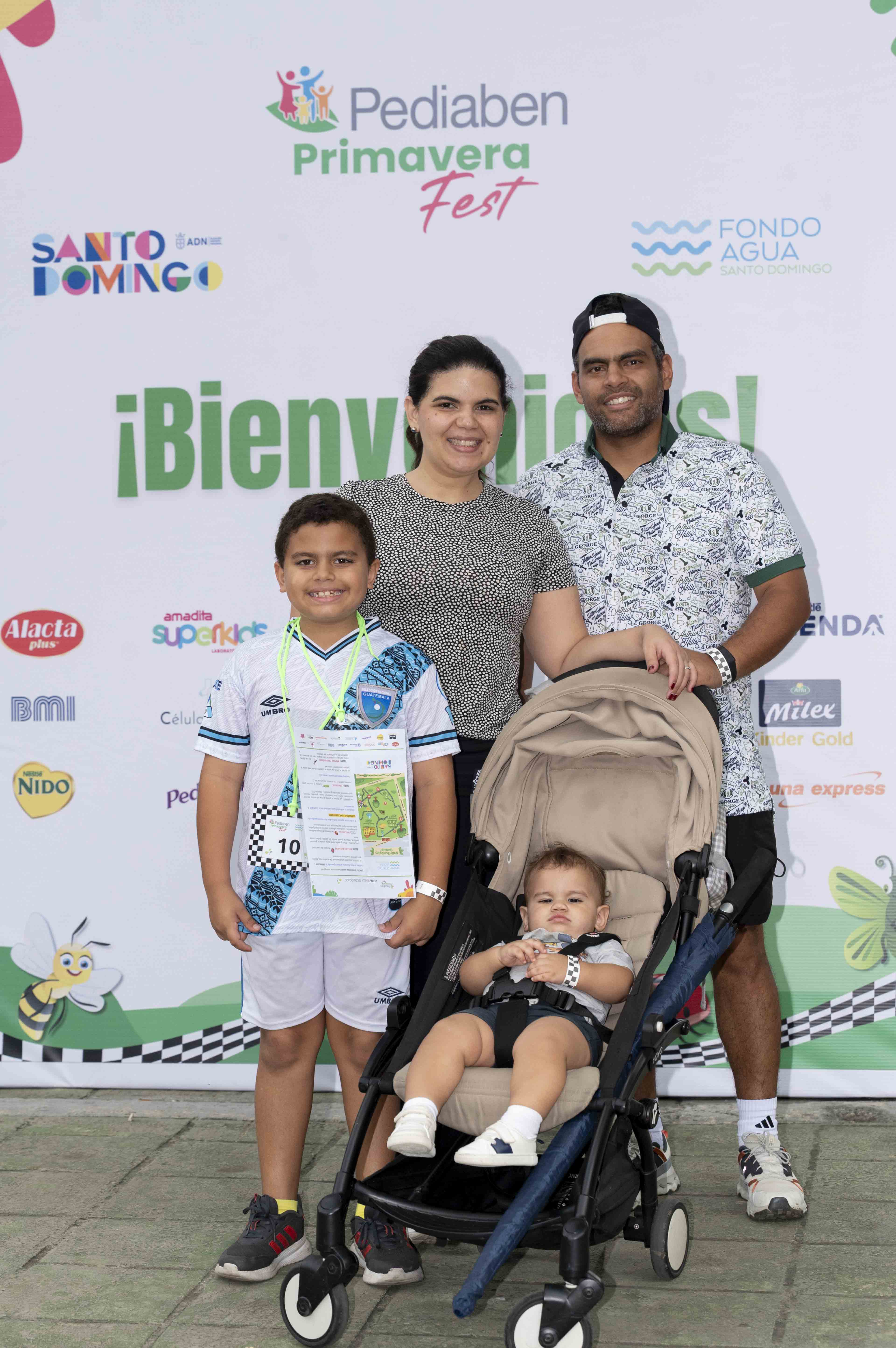 Alvaro Ortiz, Michelle Periche, Gonzalo Ortiz y Alan Ortiz.