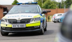 Un británico admite haber drogado y violado a su esposa durante dos décadas