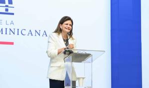 Raquel Peña destaca importancia de las zonas francas y mipymes para motorizar la economía
