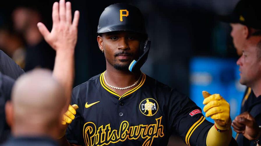 Resumen: Liover Peguero conectó tres cuadrangulares en el triunfo de los Piratas