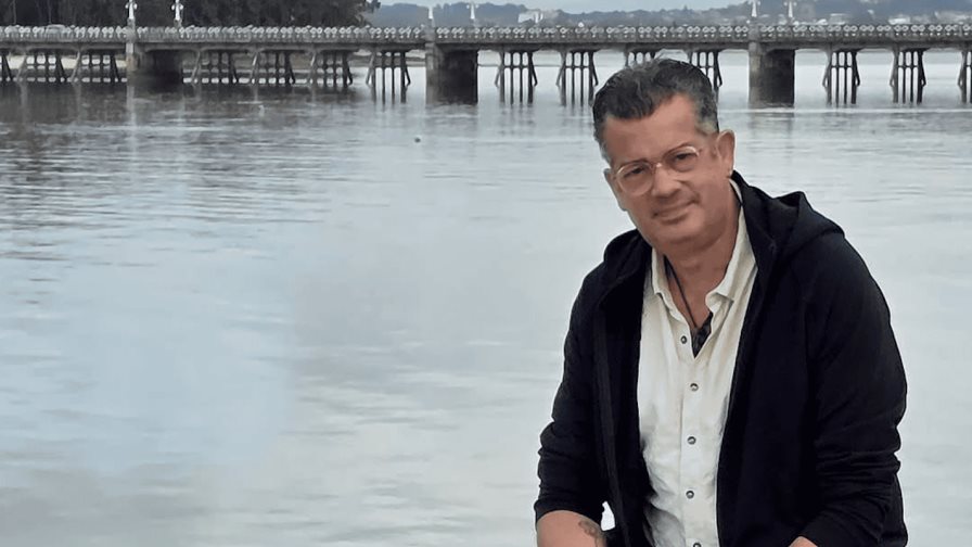 Roger Zayas y su regalo de cumple más épico (¡con artistas incluidos!)