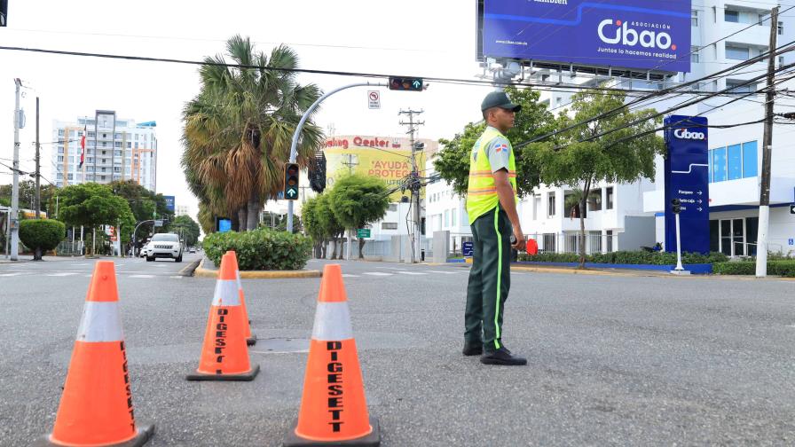 Prohibición de giros a la izquierda en tercera fase de RD se mueve inició este domingo Prohibición de giros a la izquierda en tercera fase de RD se mueve inició este domingo