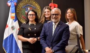 Consulado dominicano en Madrid inaugura nueva sede y cambia de dirección
