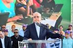 Danilo denuncia el abandono de 11 mil aulas y califica como “criminal” retroceso tanda extendida