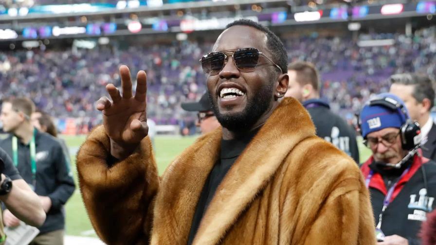 Exnovia de Diddy que planeaba testificar contra él pide al juez su libertad bajo fianza