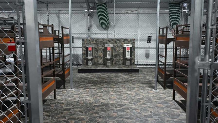 Arquidiócesis de Miami obtiene permiso para dar servicio continuo en Alligator Alcatraz