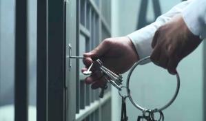 ¿Qué establece el nuevo Código Penal sobre las medidas sociojudiciales y la semilibertad?