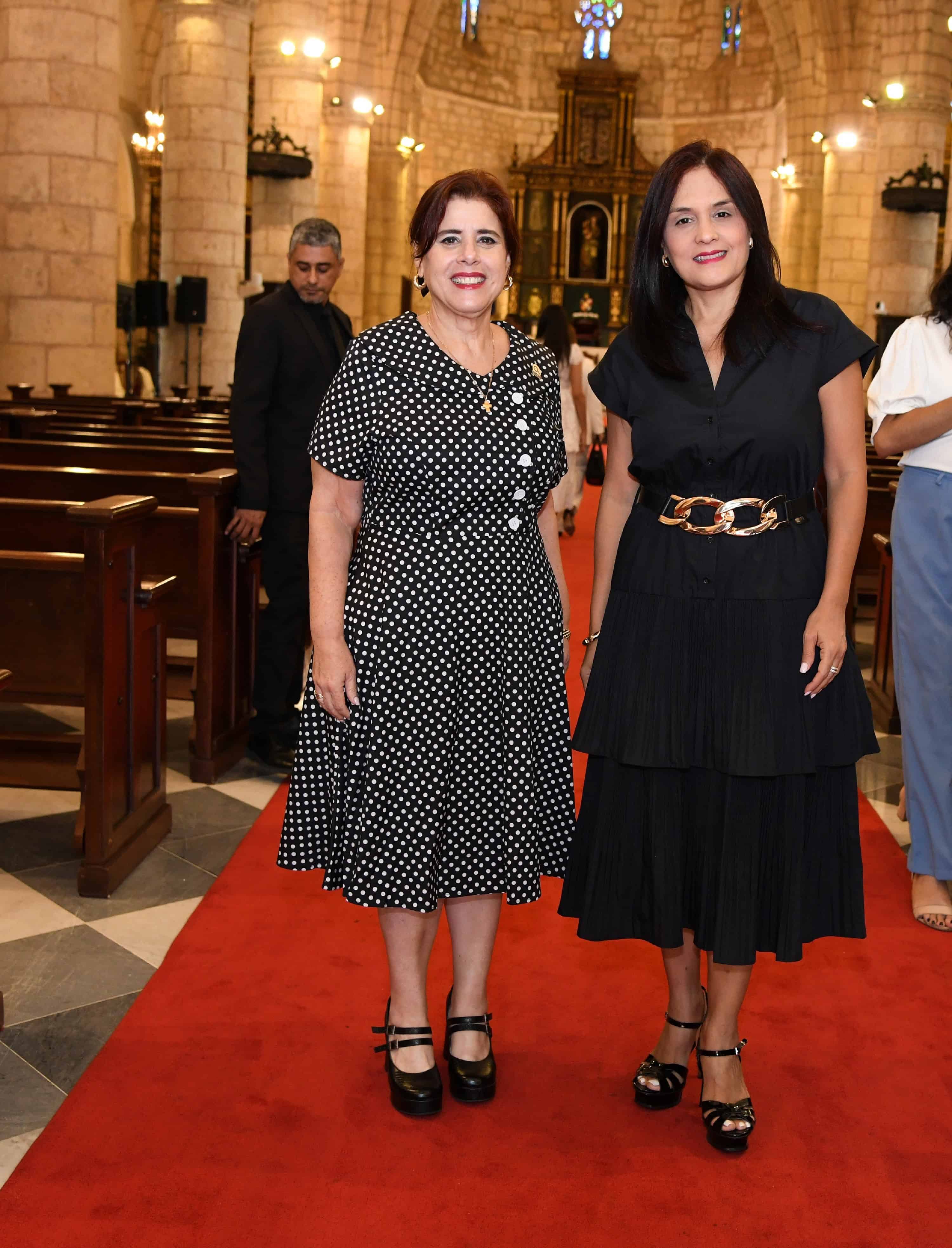 Gilda Vásquez y Liza Arzeno.