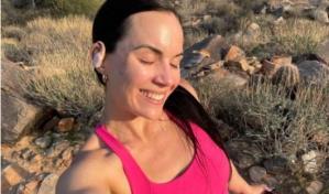 Influencer del senderismo fue hallada muerta y en estado de descomposición por exposición al calor