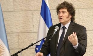 Milei encara elección clave entre agresiones, denuncia de soborno y derrotas en Congreso