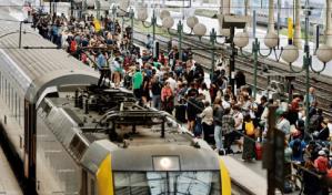 Multitud de trenes suspendidos y retrasados por una avería eléctrica en París