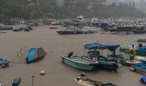 Alerta por lluvias torrenciales en Hong Kong, acumulación inédita en agosto desde el siglo XIX
