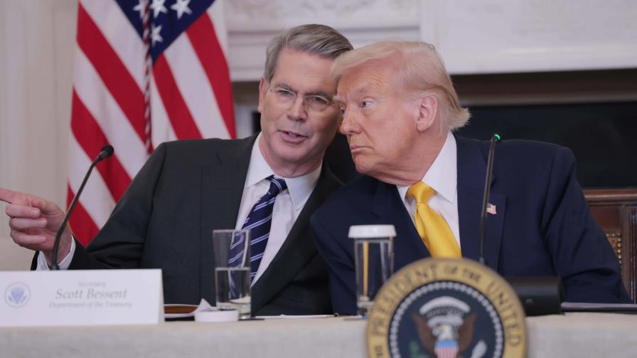 Trump descarta nombrar a su secretario del Tesoro para suceder a Powell frente a la Fed Trump descarta nombrar a su secretario del Tesoro para suceder a Powell frente a la Fed