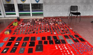 Policía captura en Santiago a un hombre con 155 celulares presuntamente robados