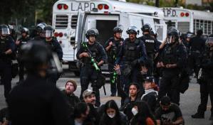 Defensores de los derechos civiles instan a migrantes de Los Ángeles a denunciar redadas