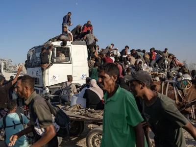 20 nuertos al volcar camión con ayuda humanitaria en Franja de Gaza