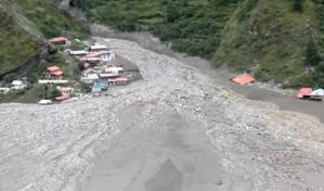 Ejército indio busca a desaparecidos tras mortales inundaciones en el Himalaya