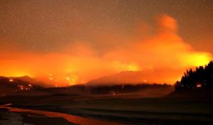 EE. UU. alerta del calor en su frontera con México y de los incendios en su límite con Canadá