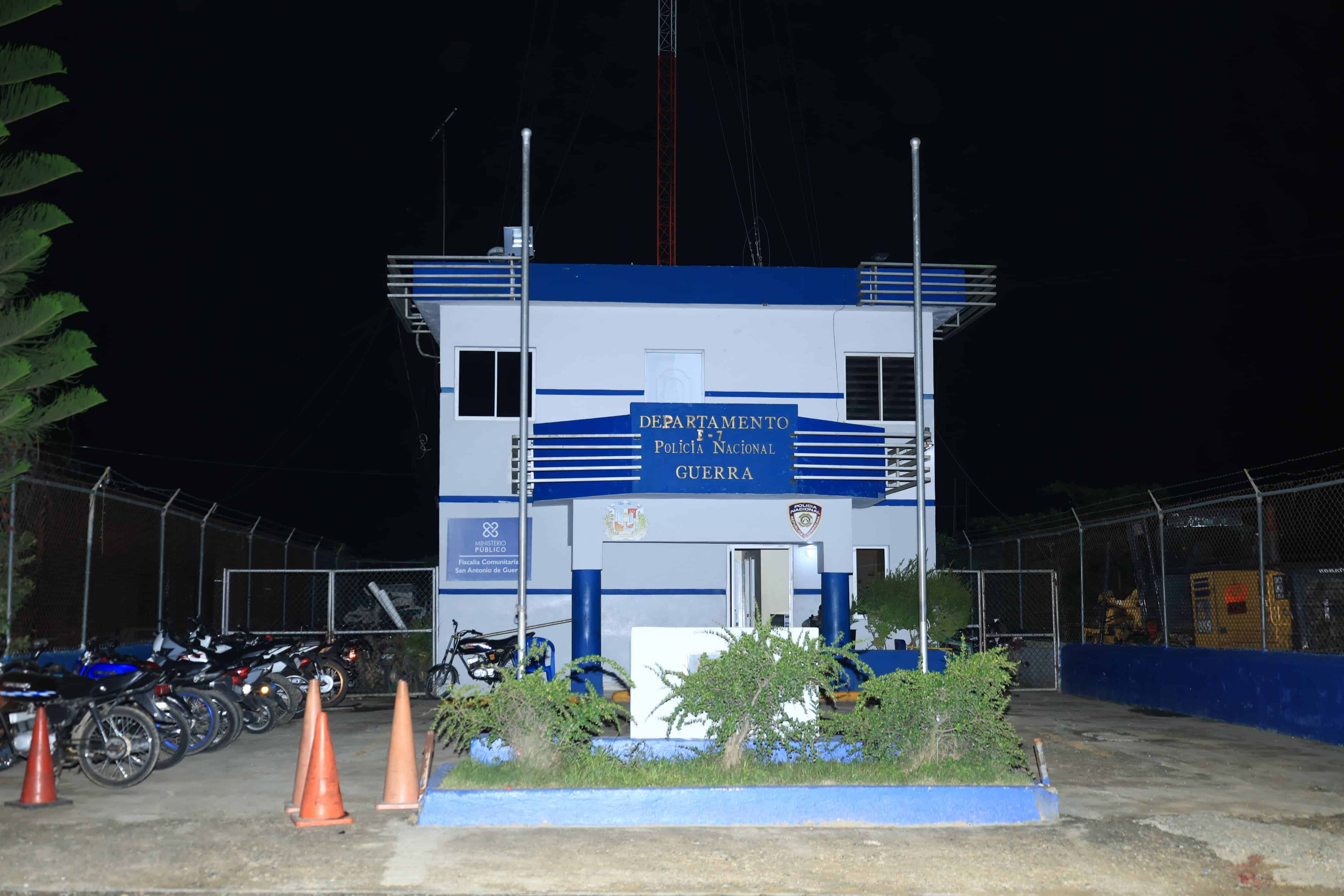 La Policía Nacional dice que investiga denuncia de tortura a hombre en destacamento de Guerra La Policía Nacional dice que investiga denuncia de tortura a hombre en destacamento de Guerra