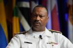 Comandante de EE. UU. a cargo de operaciones cerca de Venezuela anuncia su retirada