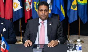 Asume en Haití el nuevo presidente del CPT bajo amenazas de "Barbecue" y con promesa de elecciones