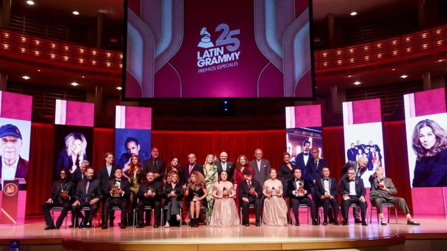 Enrique Bunbury, Pandora y Olga Tañón serán reconocidos en los Latin Grammy