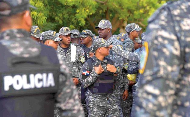 Una jueza del Tribunal Constitucional plantea que se habiliten a militares y policías para votar