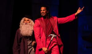 Patricio León encarna al Diablo en la obra Fausto con pasión y filosofía