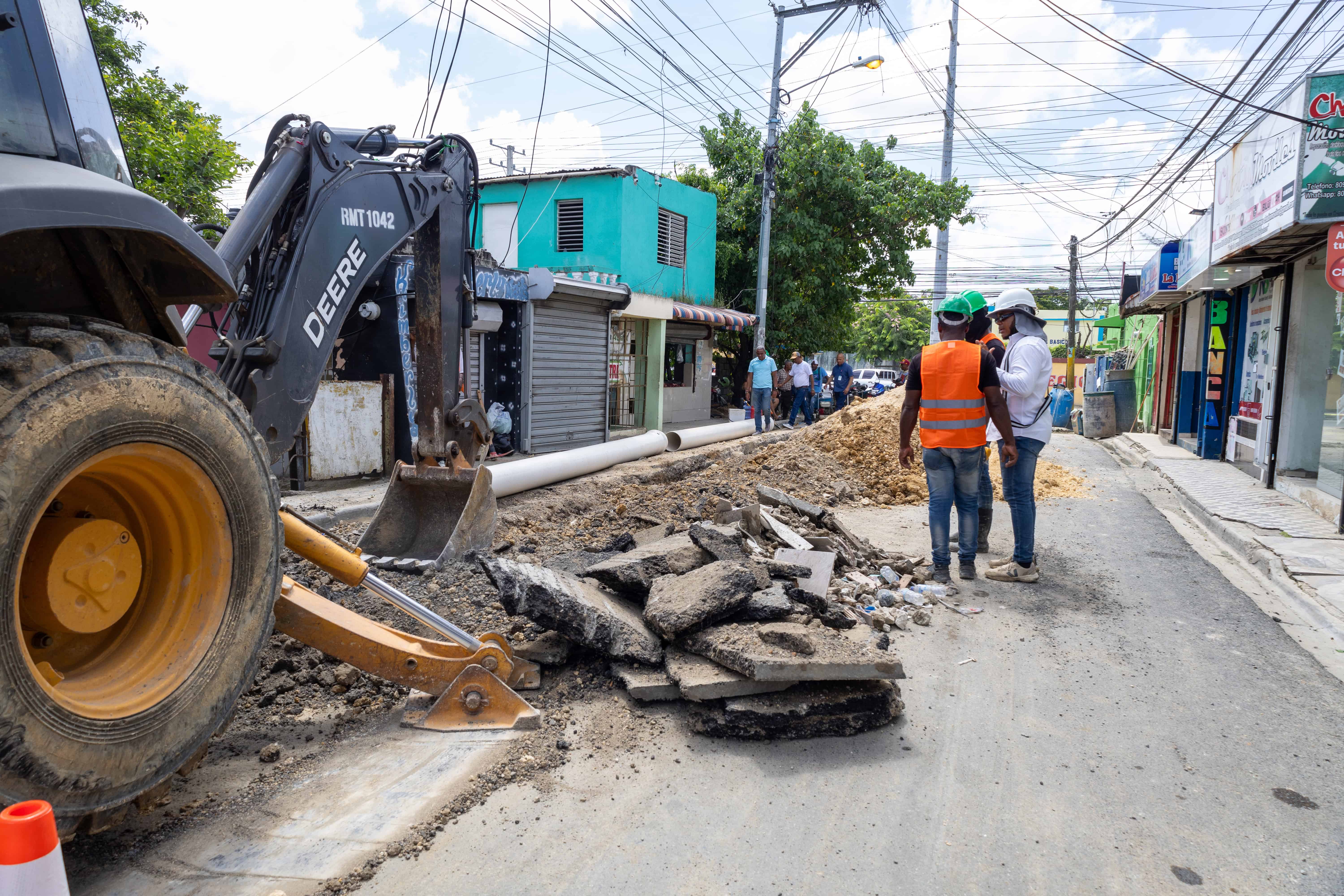 En cada uno de los puntos ya hay equipos trabajando.