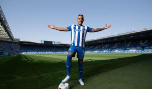 El hispano-dominicano Mariano Díaz busca reivindicarse en el Alavés