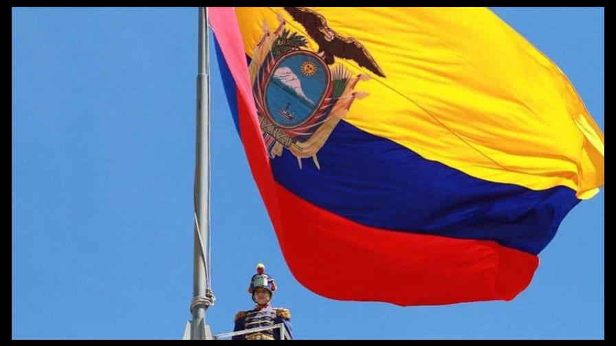 Al menos cinco muertos y 22 heridos deja accidente de tránsito en el centro de Ecuador