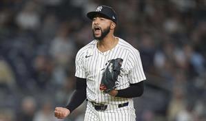 Devin Williams llega a los Mets con la puerta abierta al noveno inning