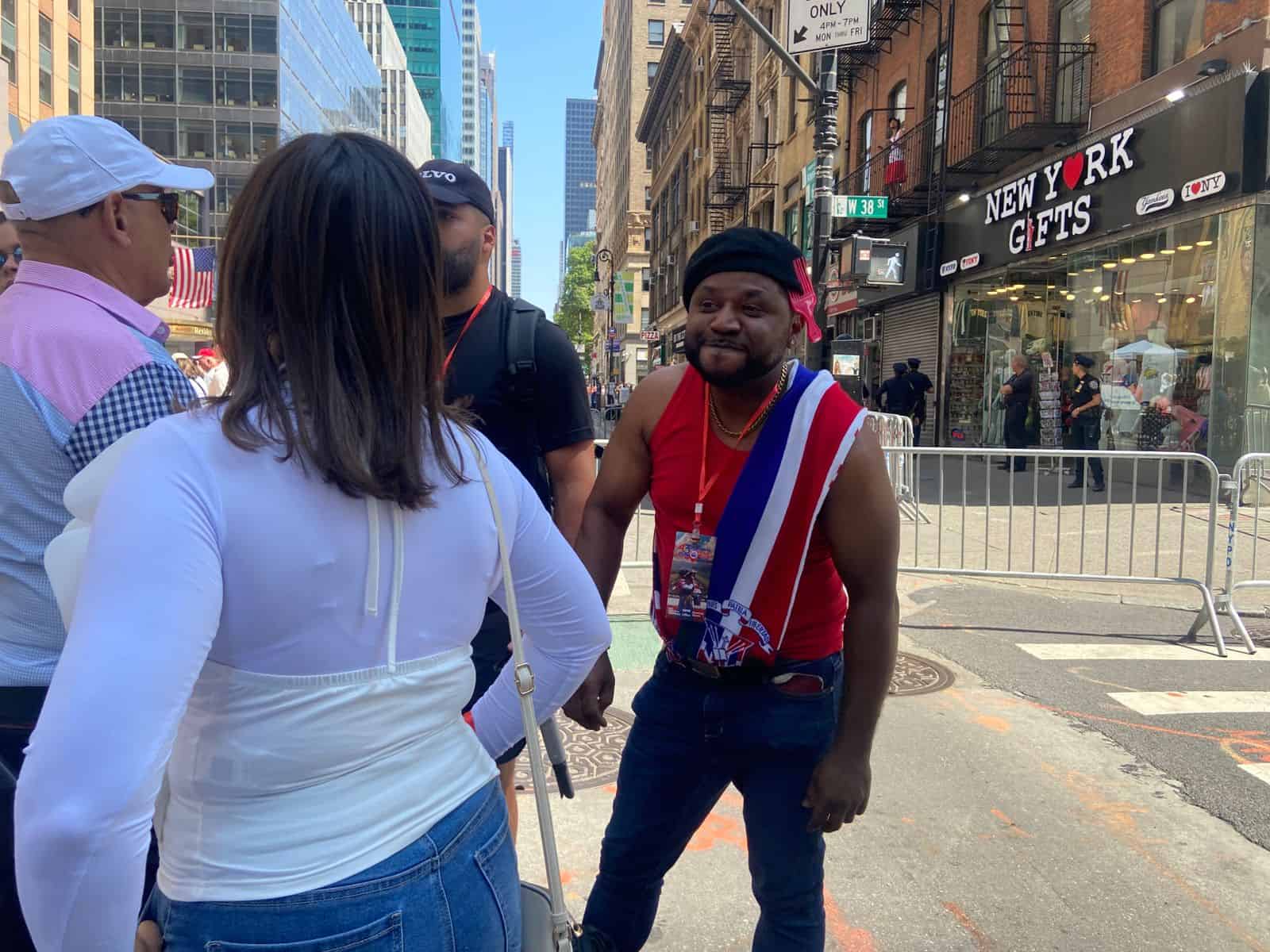 Dominicanos celebran la Parada en Nueva York.