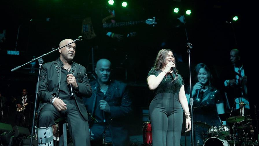 Zulinka y Miguel honran a Rubby Pérez en un emotivo debut en Nueva York Zulinka y Miguel honran a Rubby Pérez en un emotivo debut en Nueva York
