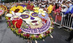 Las calles de Medellín se inundan con la belleza de sus flores en el Desfile de Silleteros Las calles de Medellín se inundan con la belleza de sus flores en el Desfile de Silleteros