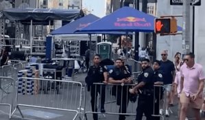Despliegan agentes en la Sexta Avenida por el Desfile Dominicano en Nueva York